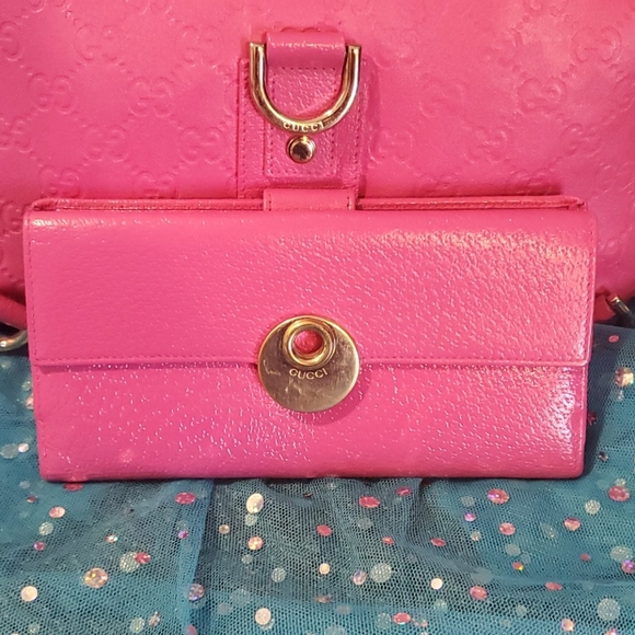 Gucci Wallet - Picture 1 of 16